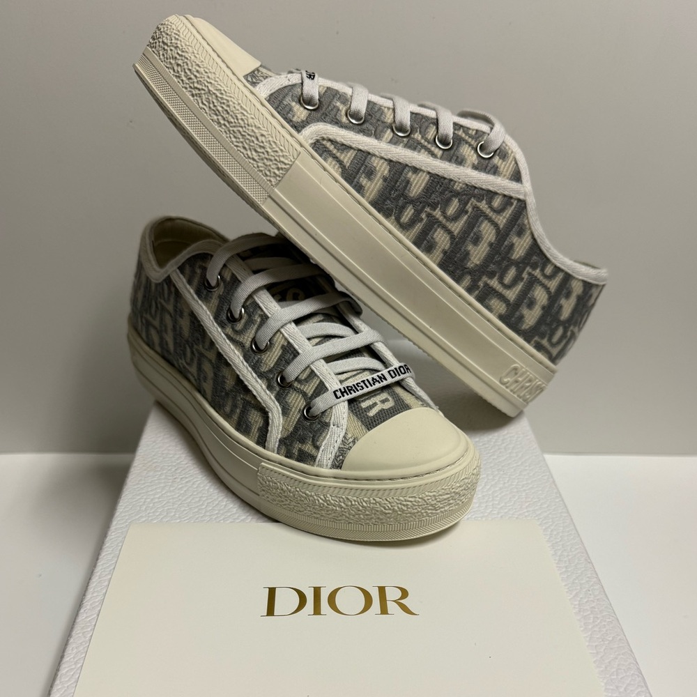 Dior Walk N Dior Sneaker Grey White Low Top Christian Dior EU 35 SZ 5